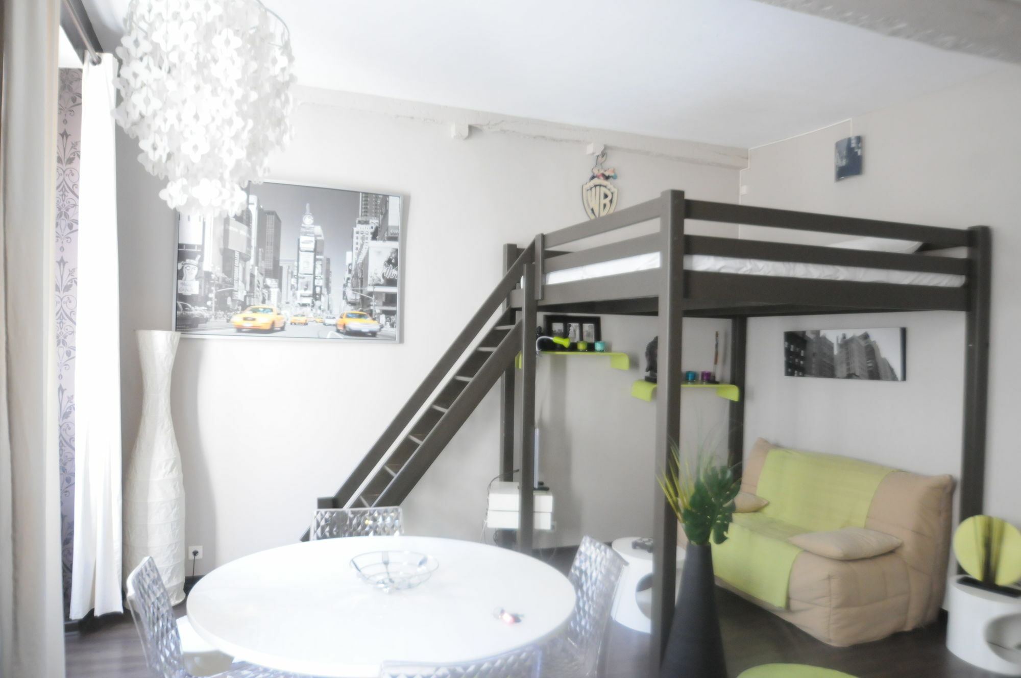 Le Suede Apartment *