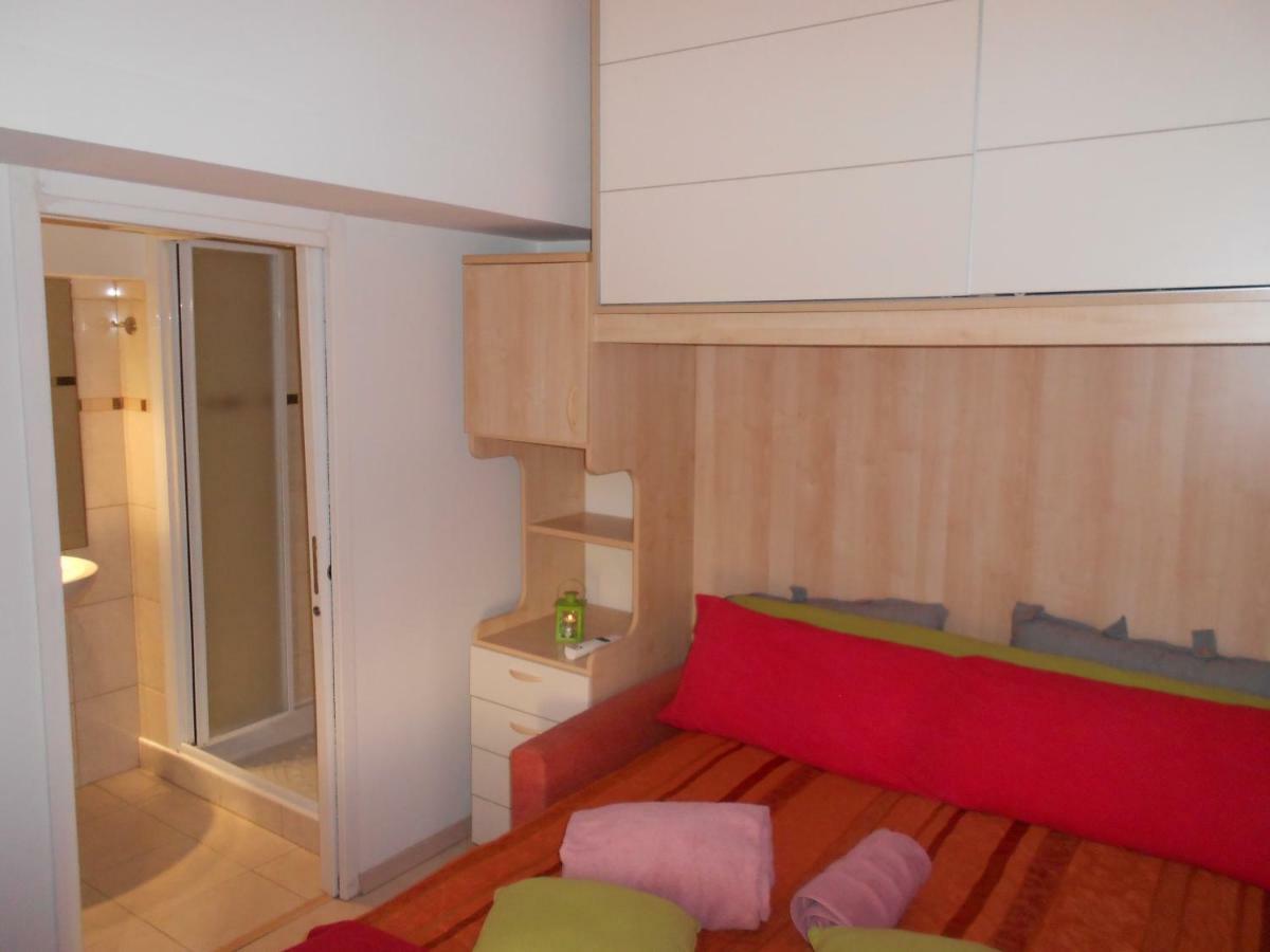 Breakfast At Sophy's Bed & Breakfast *