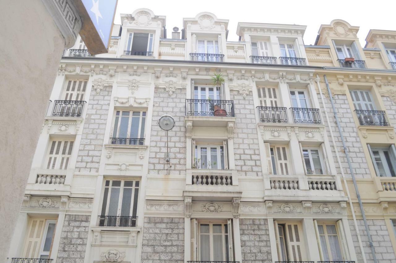 Carre D'or Appartement *