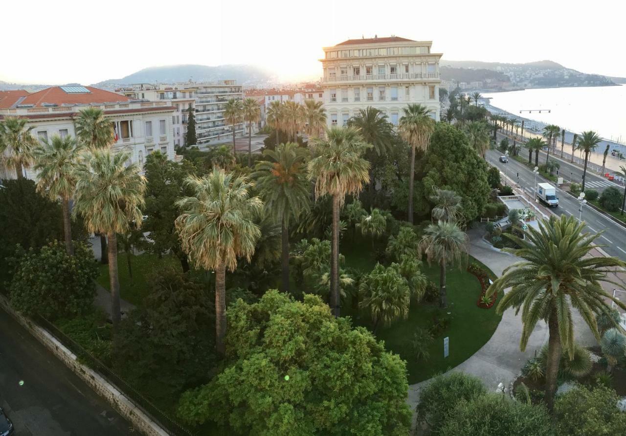 Le Petit Bourgeois De Nice