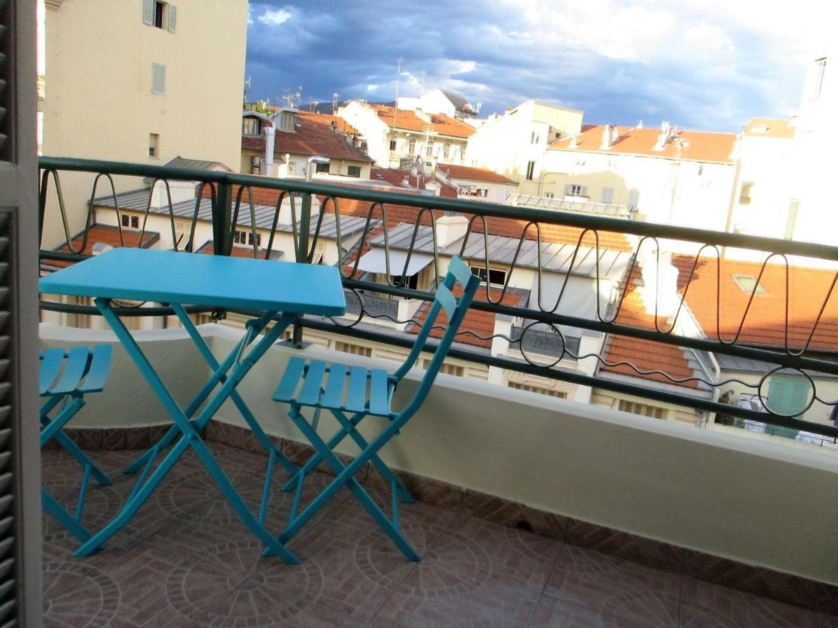 Apartment In Rue Halevy *