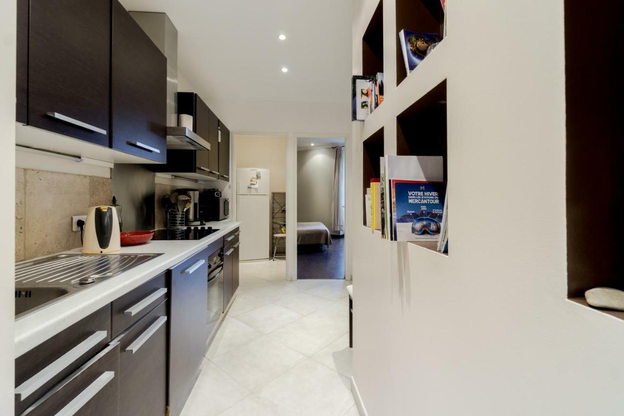 With Parking In Near The Harbor Appartement
