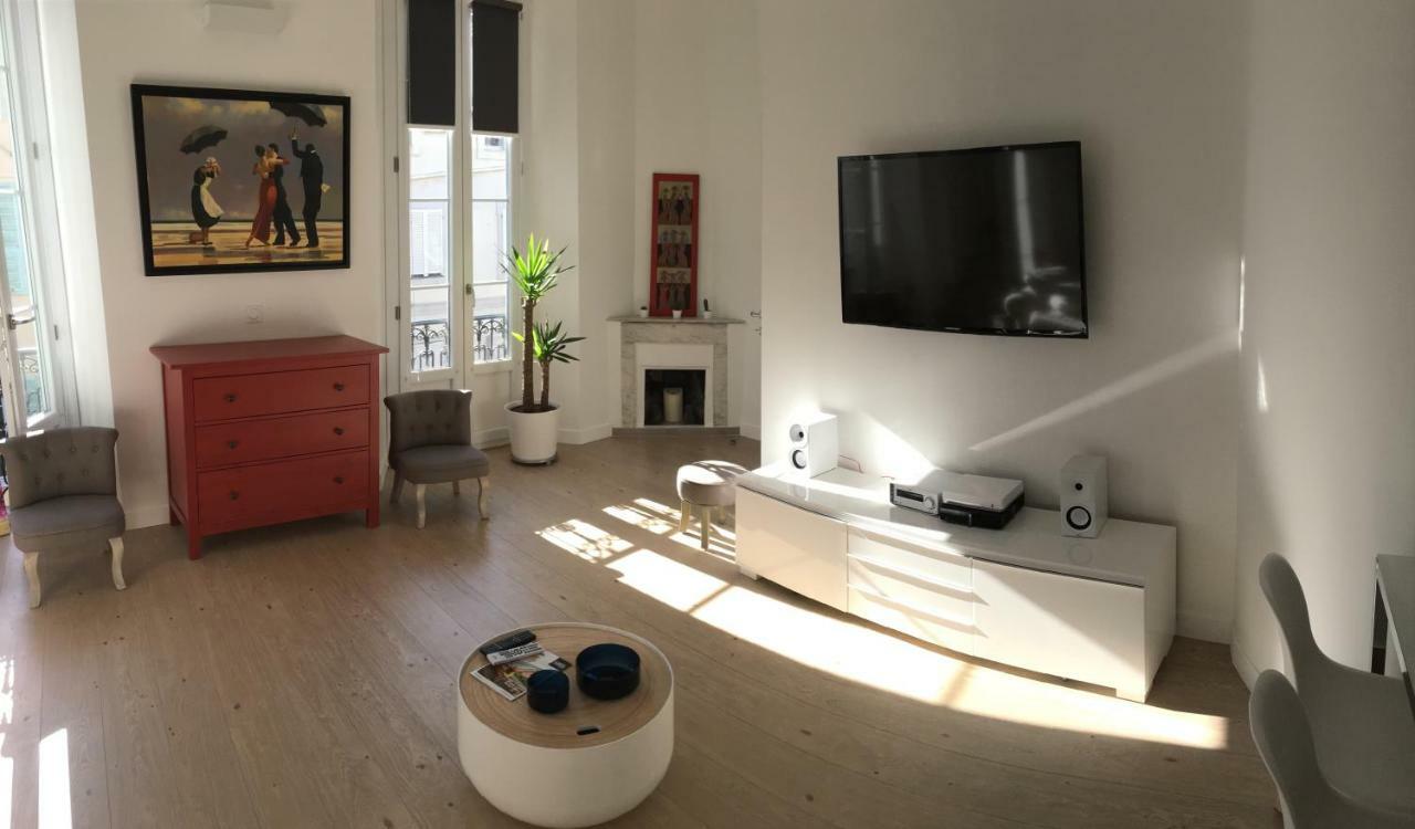 On Place Massena Apartment Nice