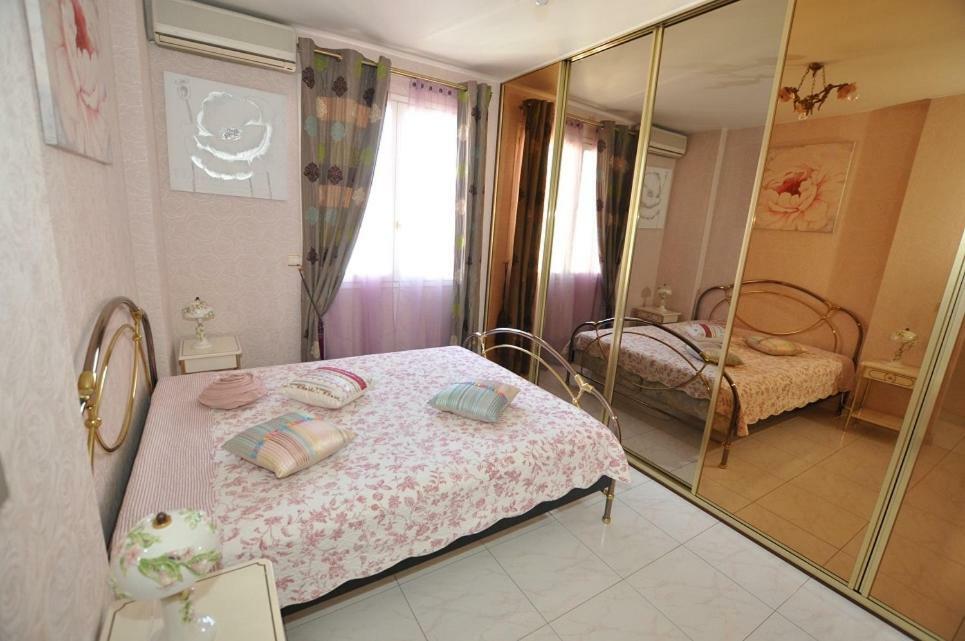Duplex Rue Congres Centre Ville *