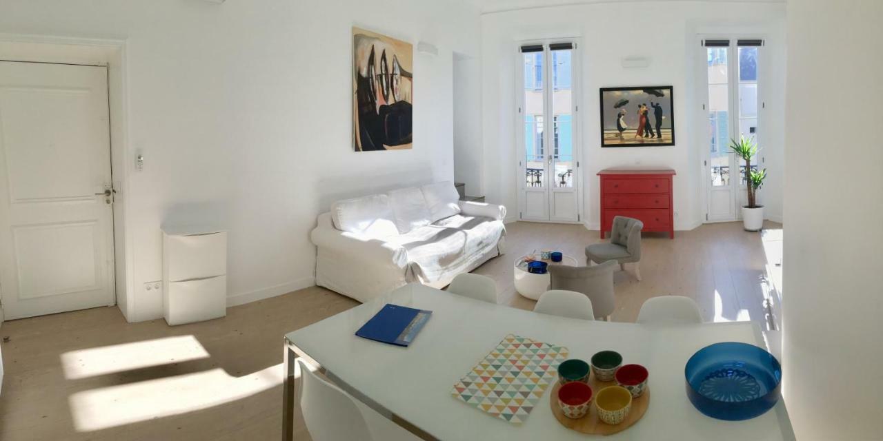 On Place Massena Apartment *