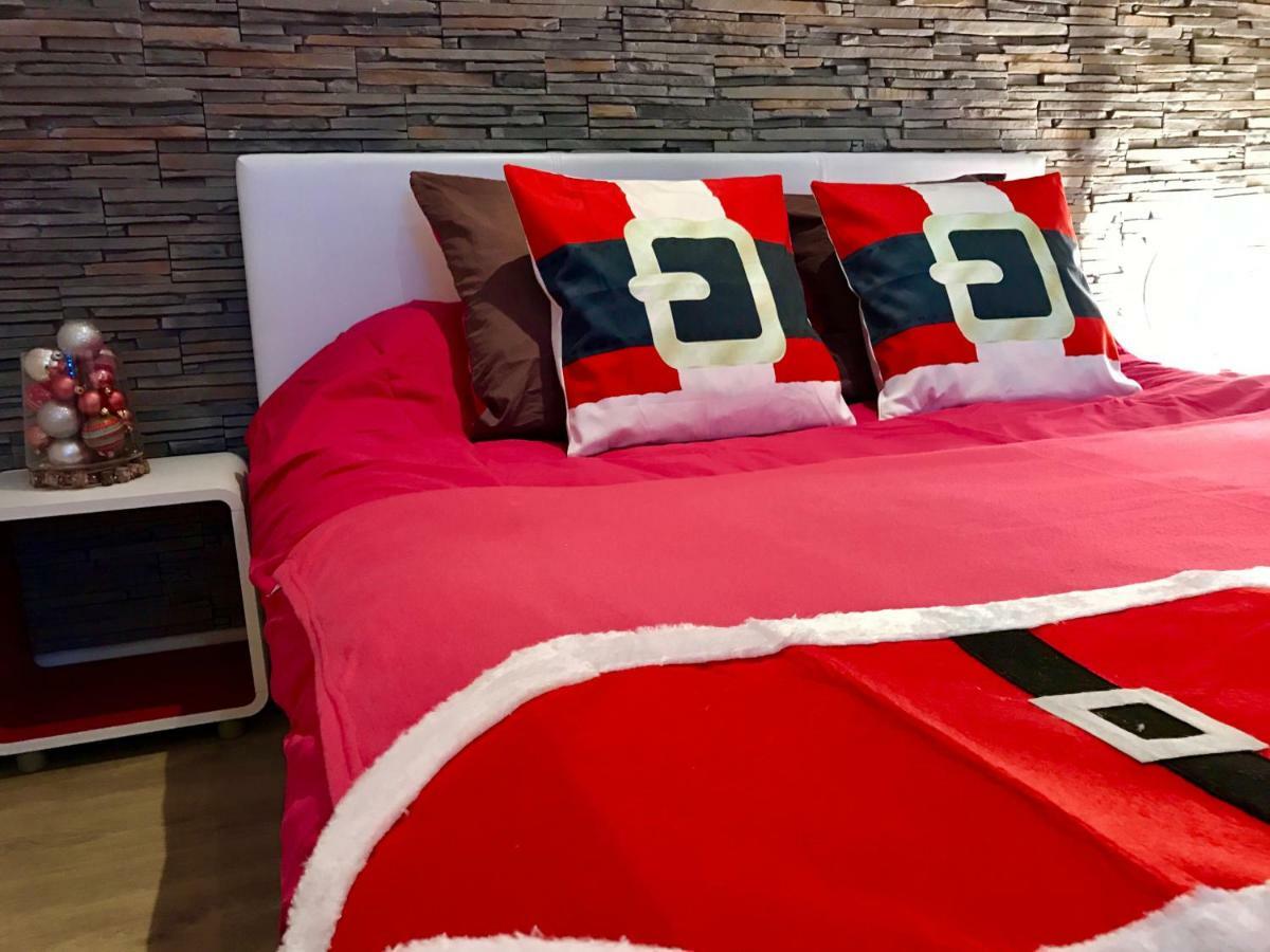 Pink Flat Nice