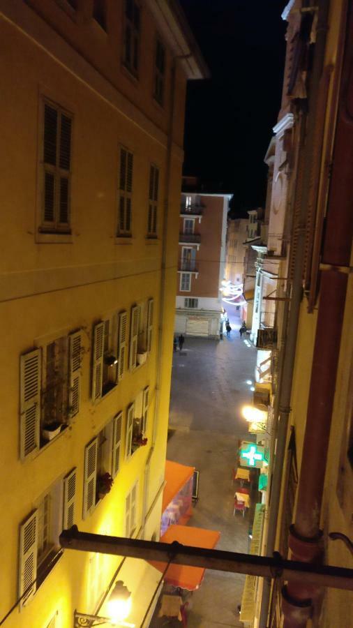 Apartment 2 Bedroom Old Town Centre *