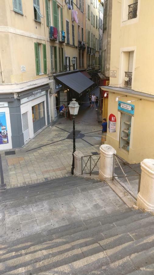 2 Bedroom Old Town Centre Nice