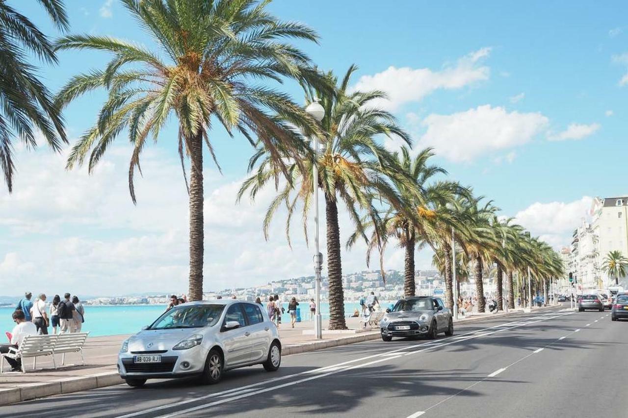 2 Bedroom Old Town Centre Apartment Nice