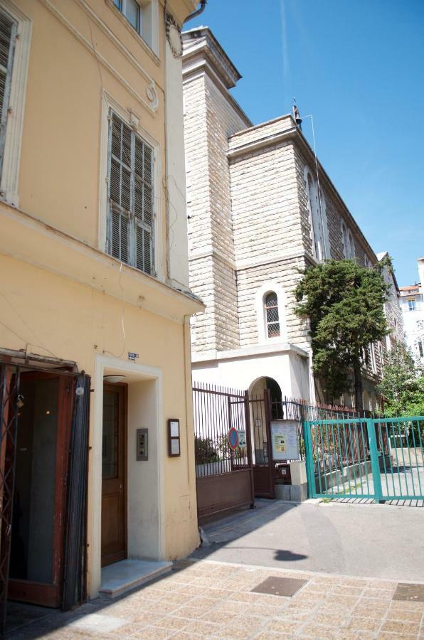 Azurappart Elegant Centre Apartment