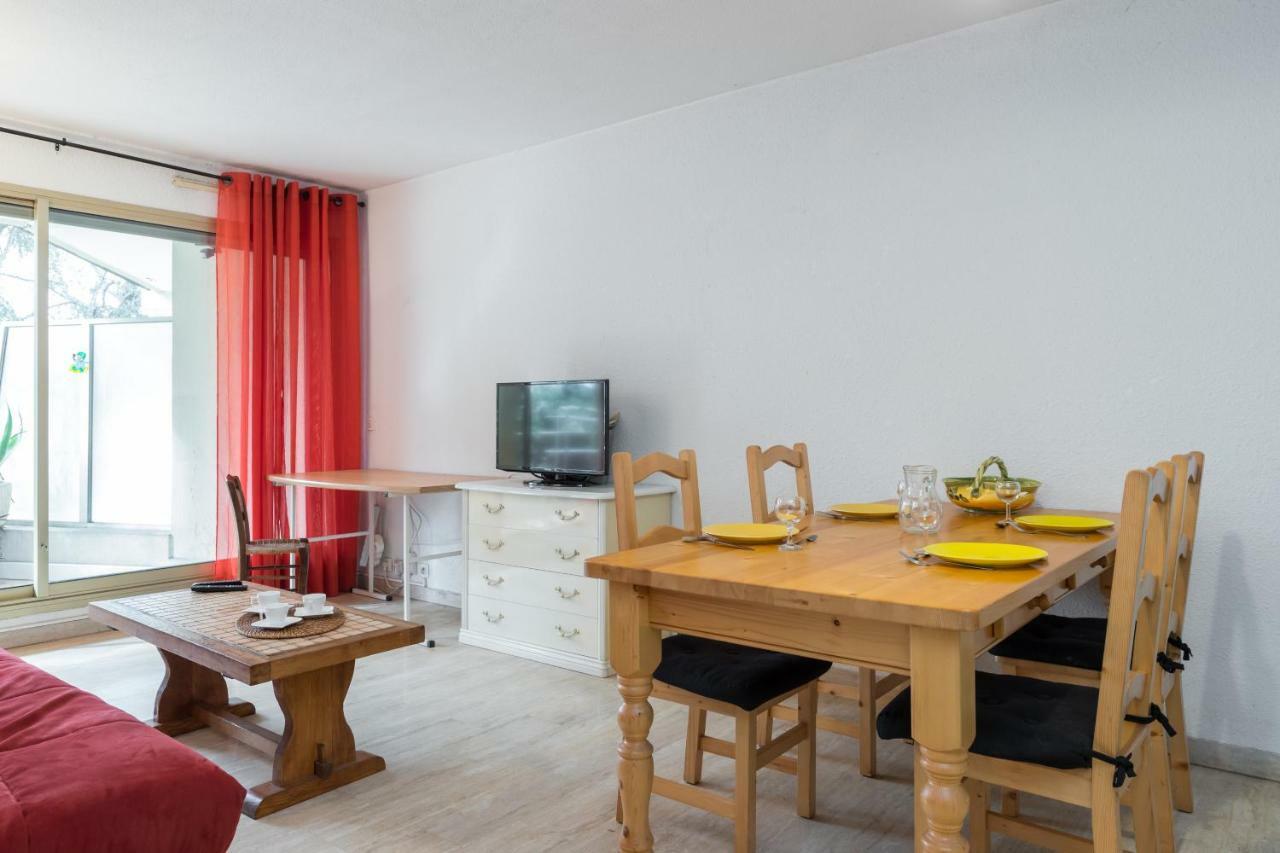 Centragence - Bosquet - With Spacious Terrace