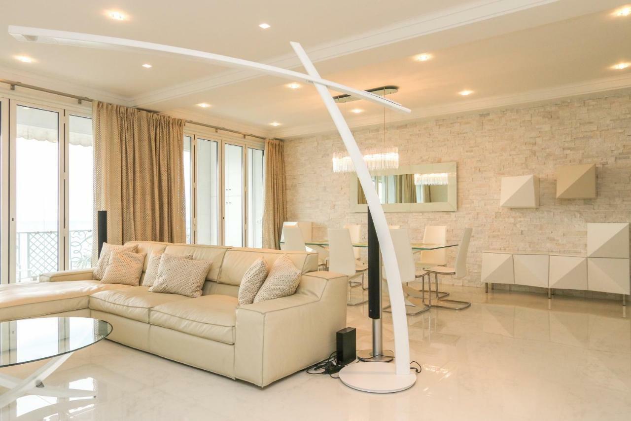 Seafront Modern Appartement Nice