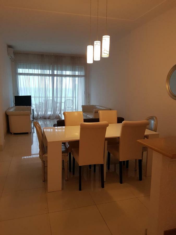 Duplex On Promenade Des 177 Nice