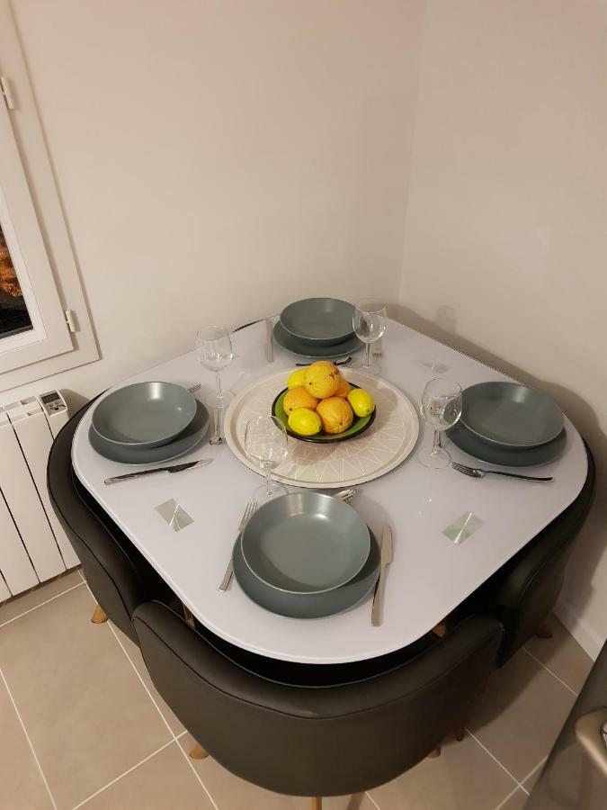 Apartment Maison / Le Piol *