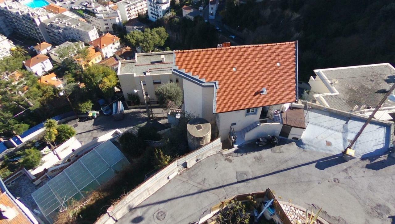Apartment Maison / Le Piol *