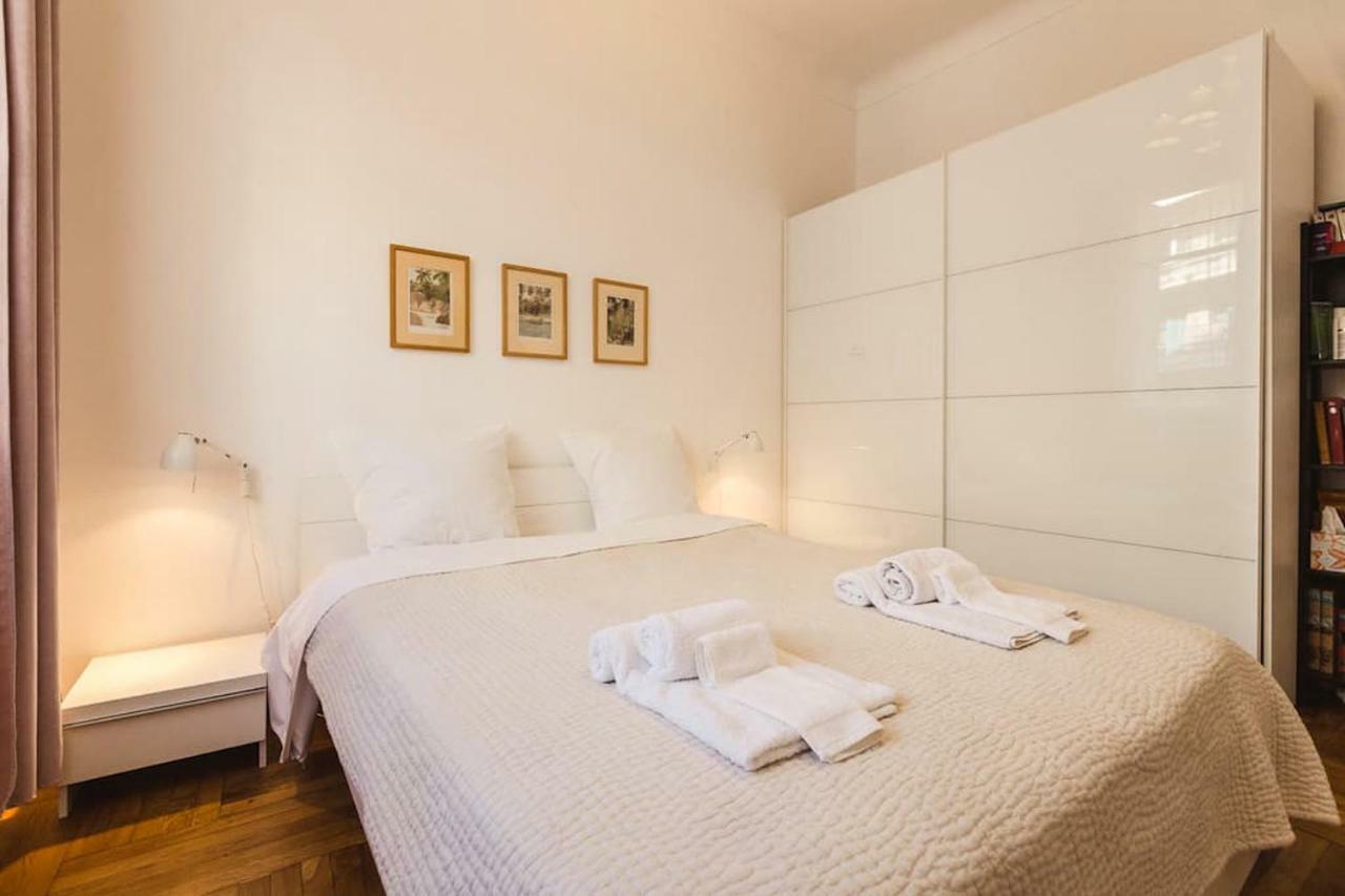 Center Nice,1 , 2 Balcons Appartement Nice