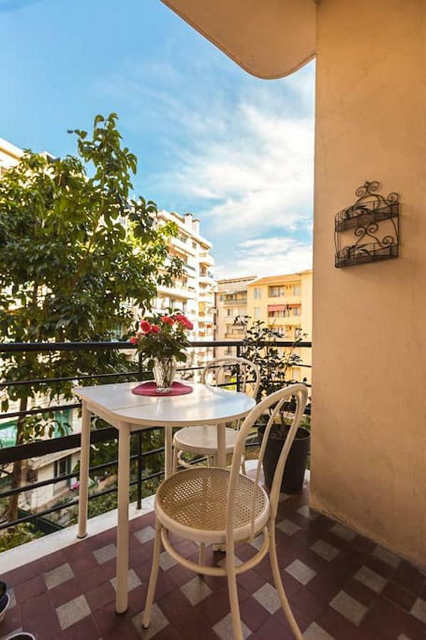 Apartment Center Nice,1 , 2 Balcons