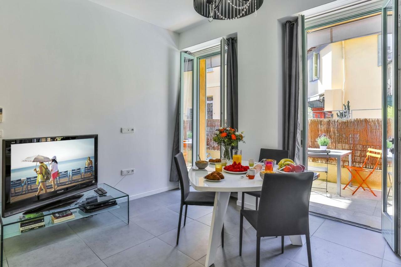 Apartment France 82 D - 2 - Terrace - 1 Min To The Sea *