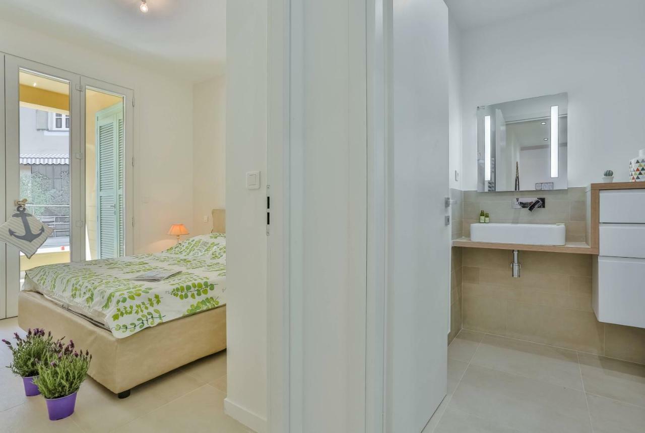 France 82 Tp -1 Min From The Sea - Terrace - Parking *