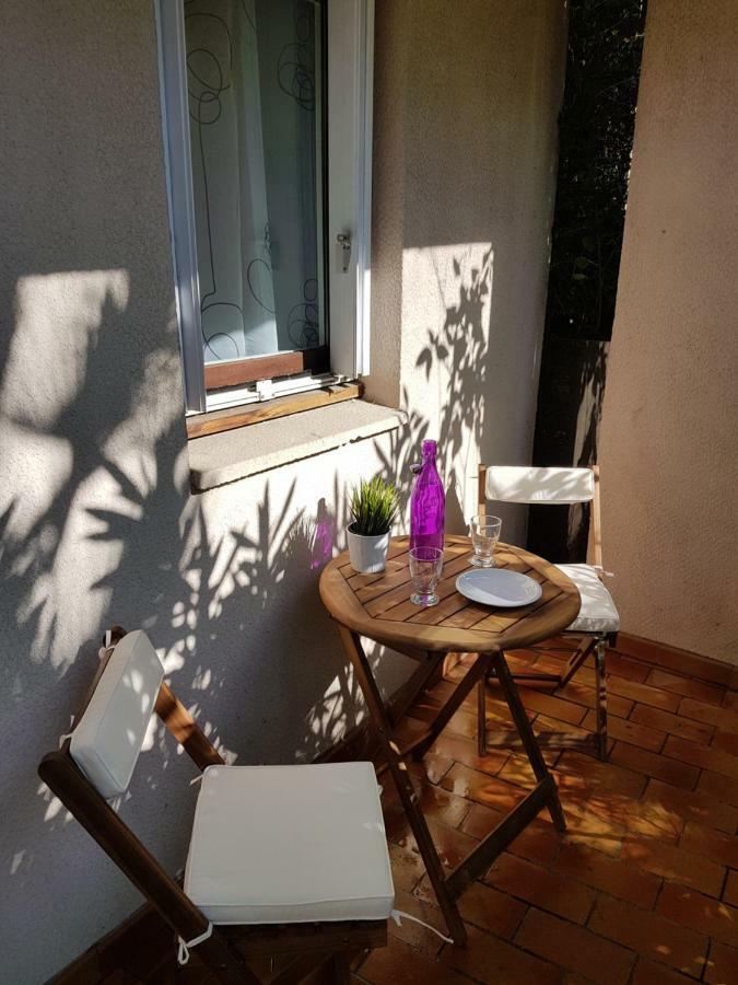 Les Palmiers A 700m De La * Nice