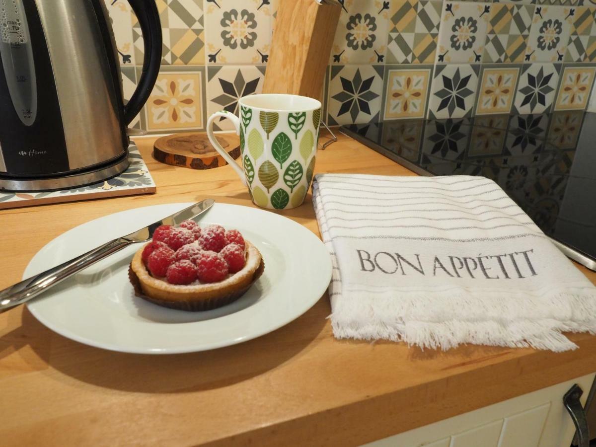 Apartment 2 Bedroom Old Town Centre *