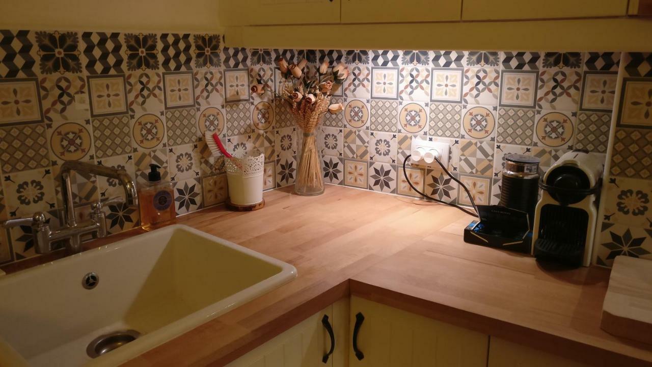 2 Bedroom Old Town Centre Apartment Nice