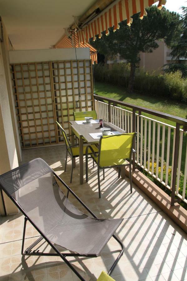 Oasis Mediterraneen Piscine & Parking Calme Absolu Apartment