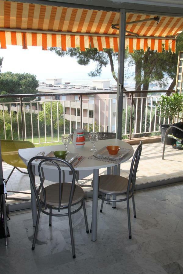 Oasis Mediterraneen Piscine & Parking Calme Absolu *