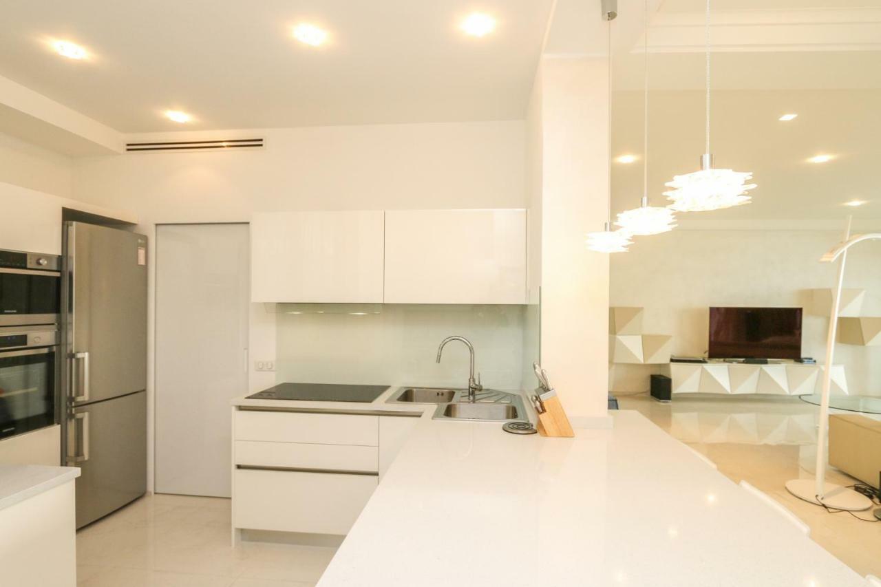 Apartment Seafront Modern *