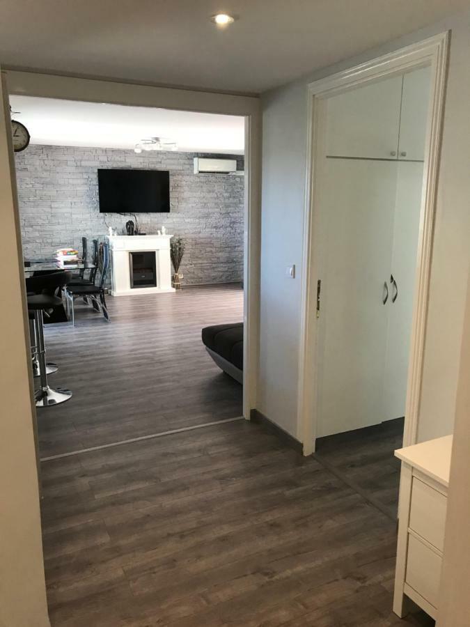 Luxury Fabron Apartment *