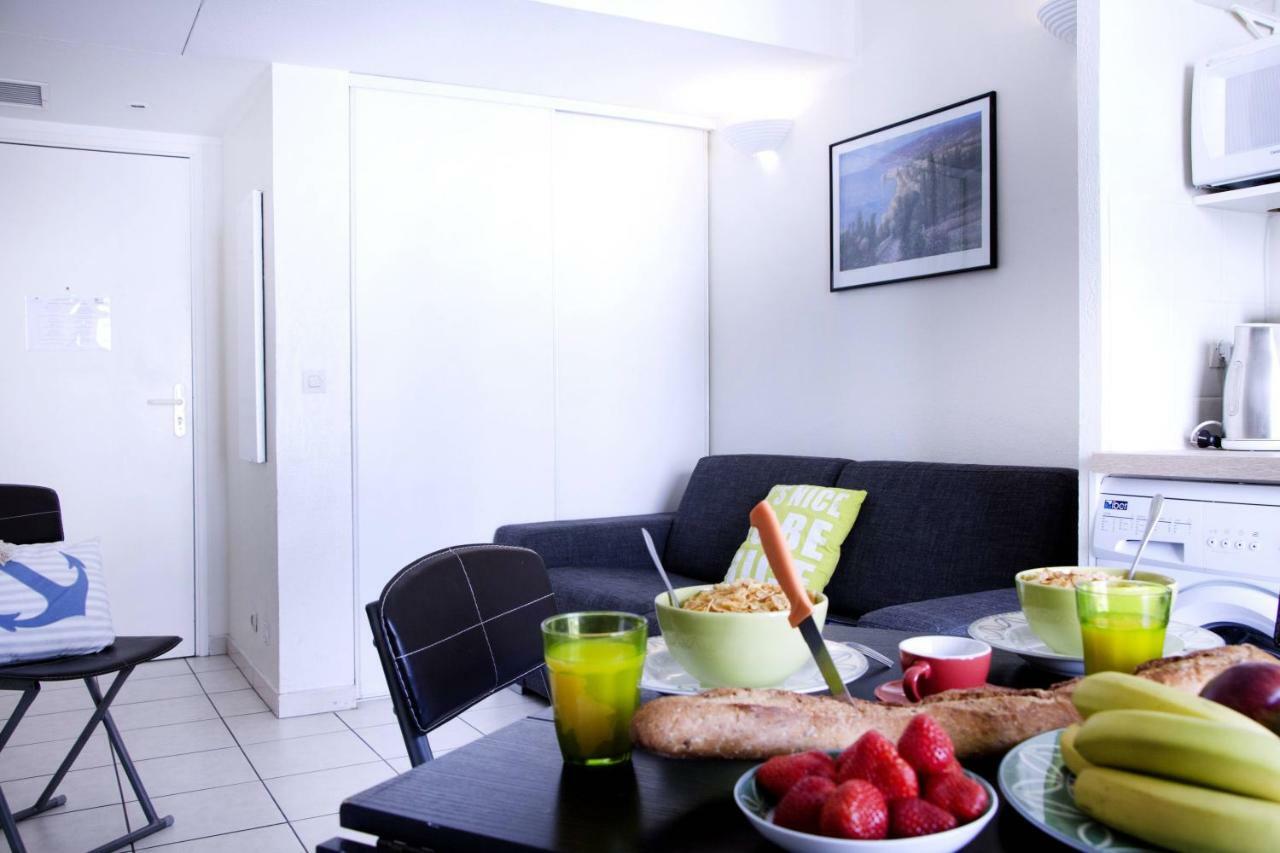 My Casa Magnan - Parking And Pool Apartment *