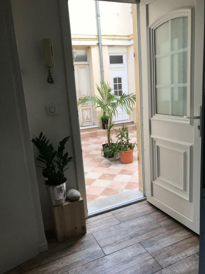 Apartment Garden Carras