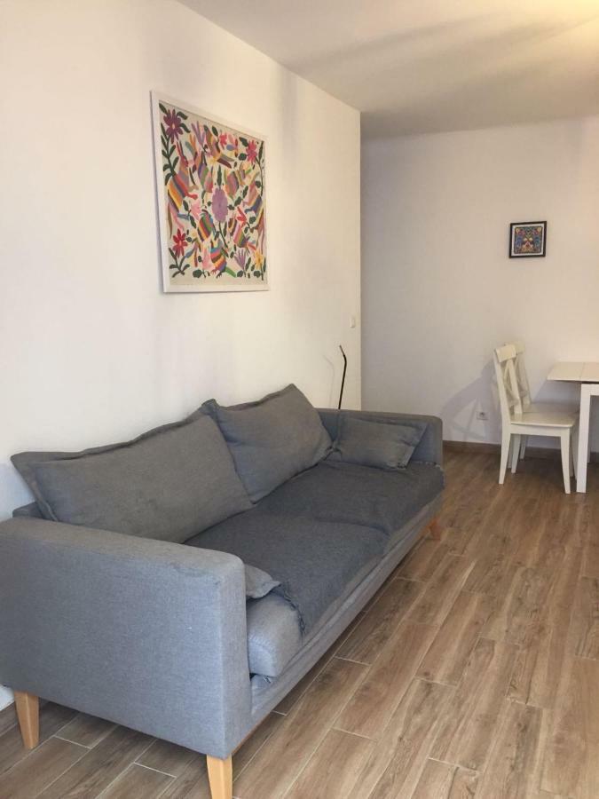 Cosy Poullan, 2-bedroom Apartment, 200 M From The Beach Apartment Nice