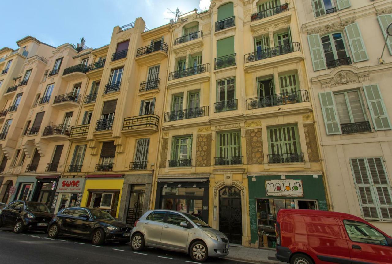 Art Deco Flat 45 M² Apartment