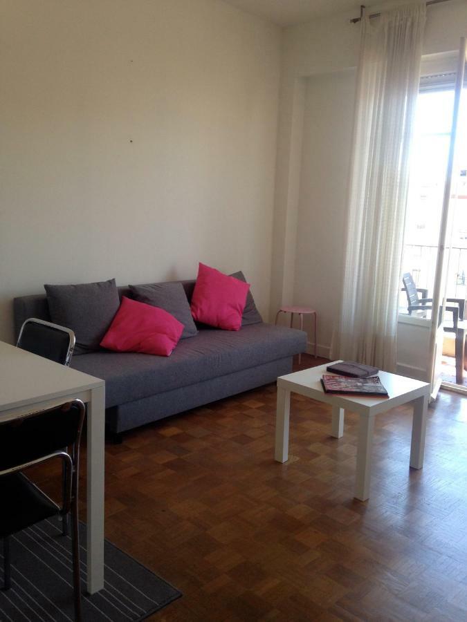 Vue Et Negresco. Appartement Nice