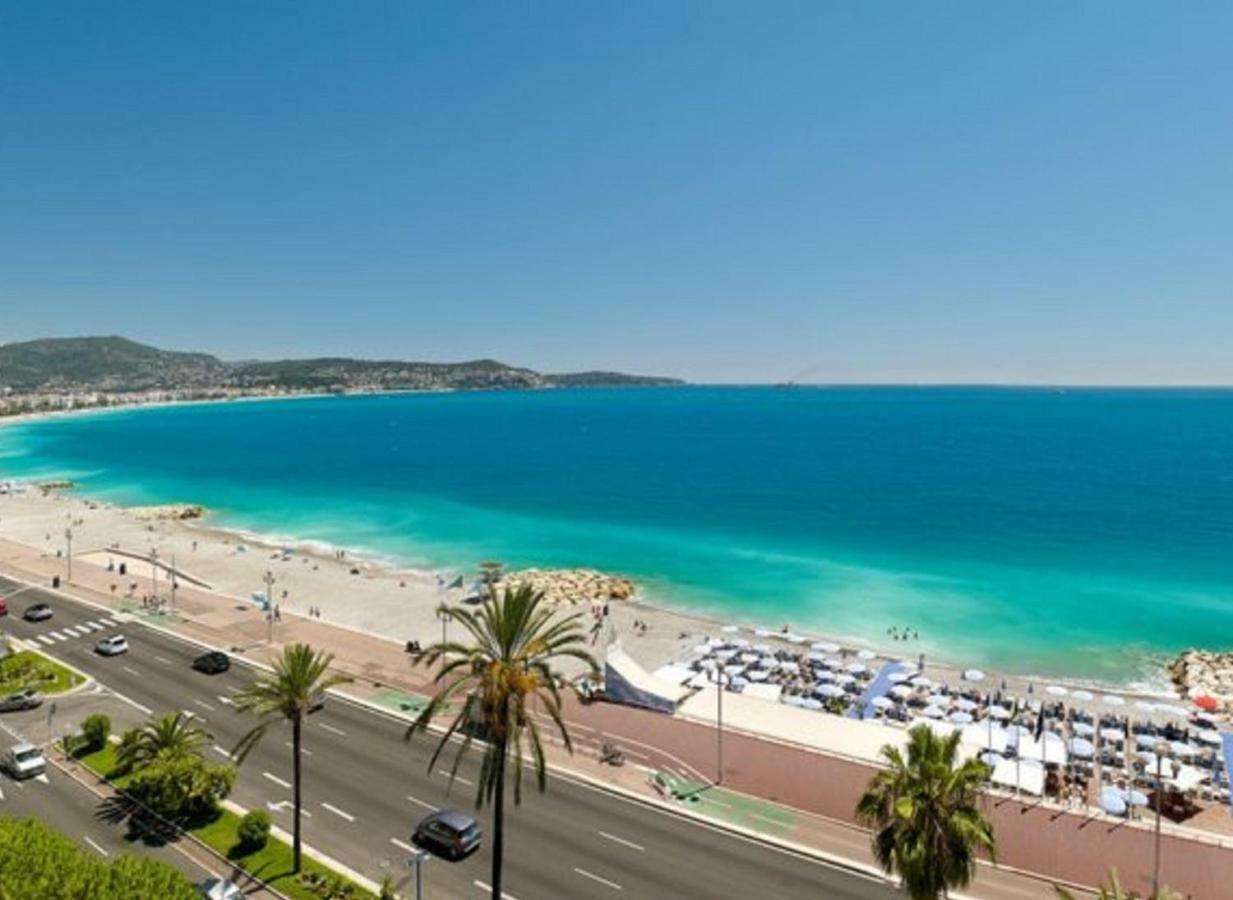 Beachfront Promenade Des Apartment Nice