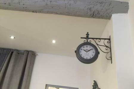 Beautiful Rue De La Croix Vieux Apartment *