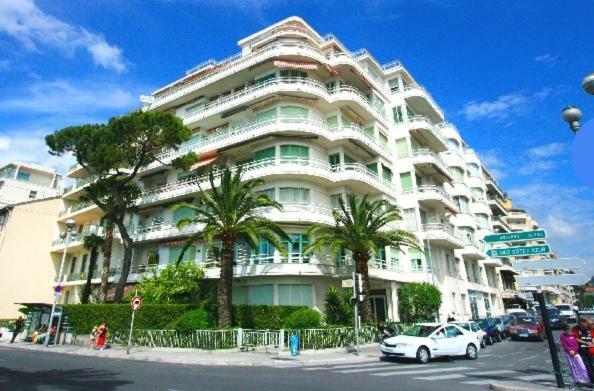 115 By The Sea Apartment