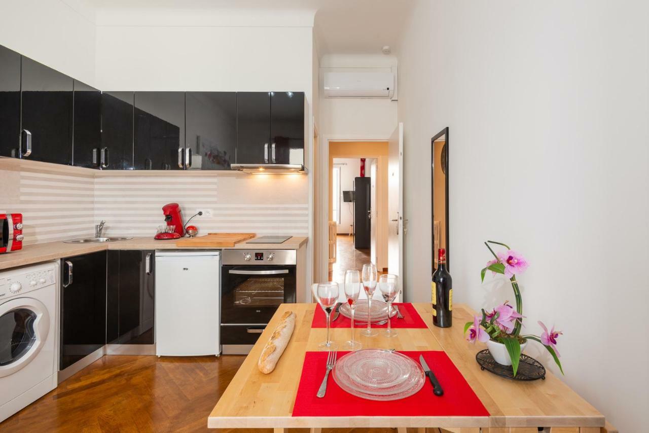 Apartment Le Palais Navarre