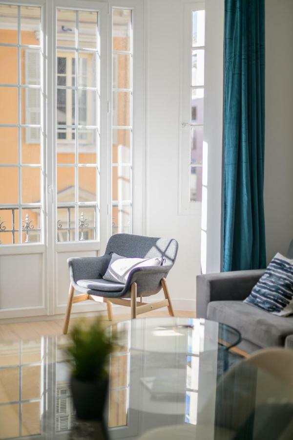 12 Congres Apt2 - 2 - Luxe - Carre D'or - Plage