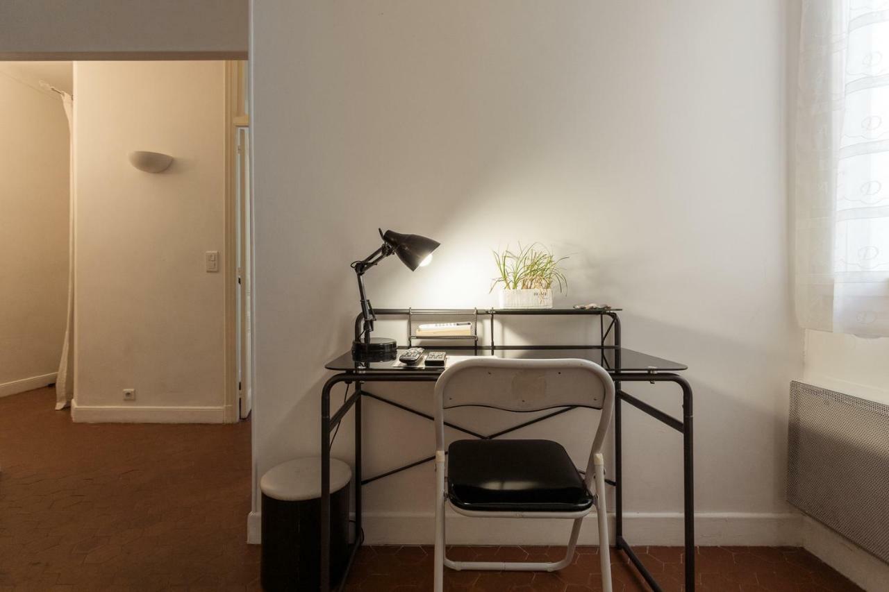 Alma's Hyper Center Studio Appartement