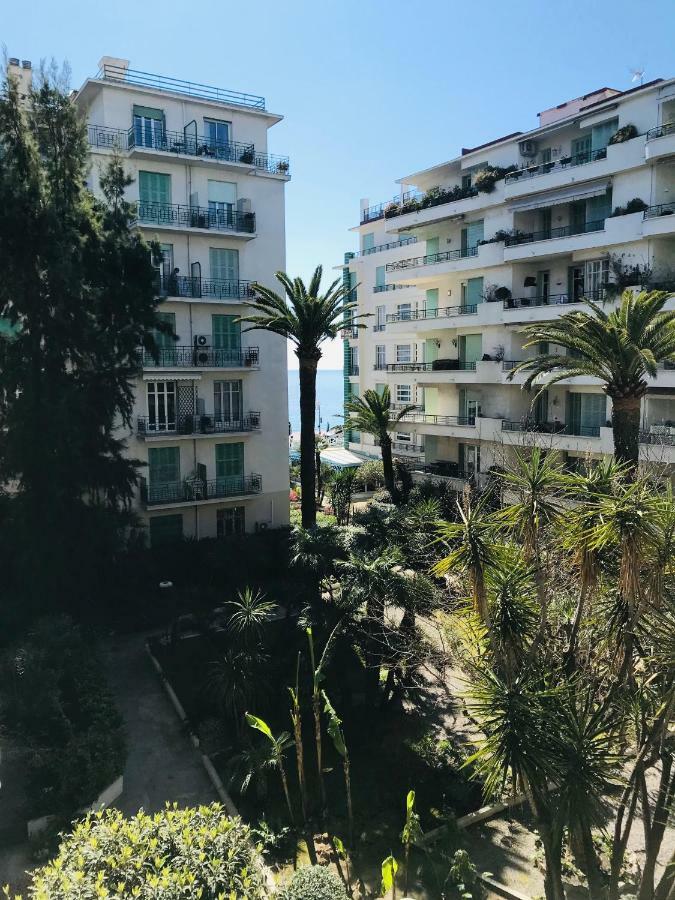 - Promenade Des Apartment