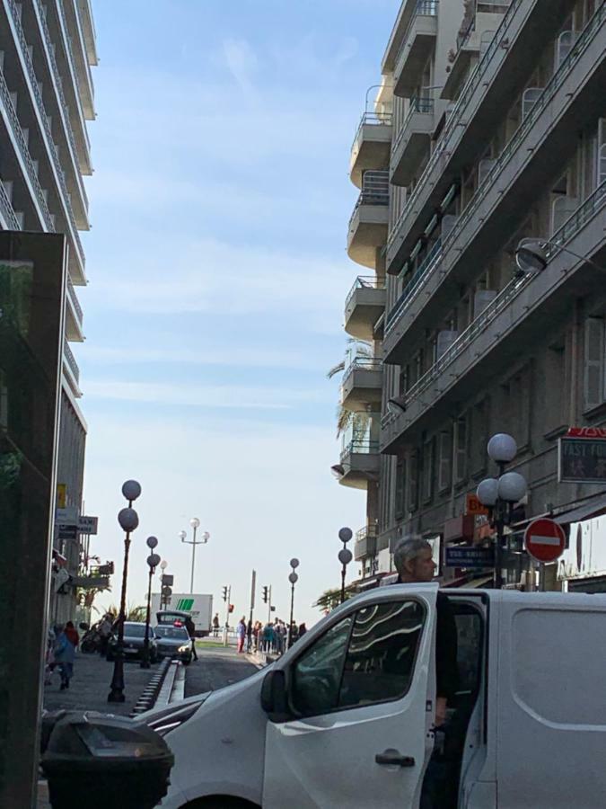 Beau A 50m De La Apartment