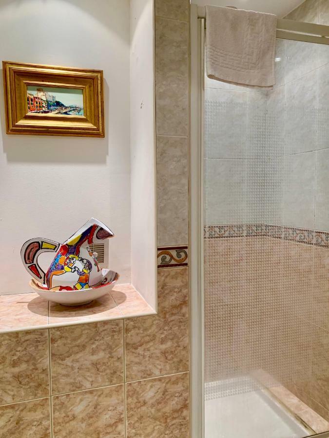 Boulevard Victor Hugo Apartment *