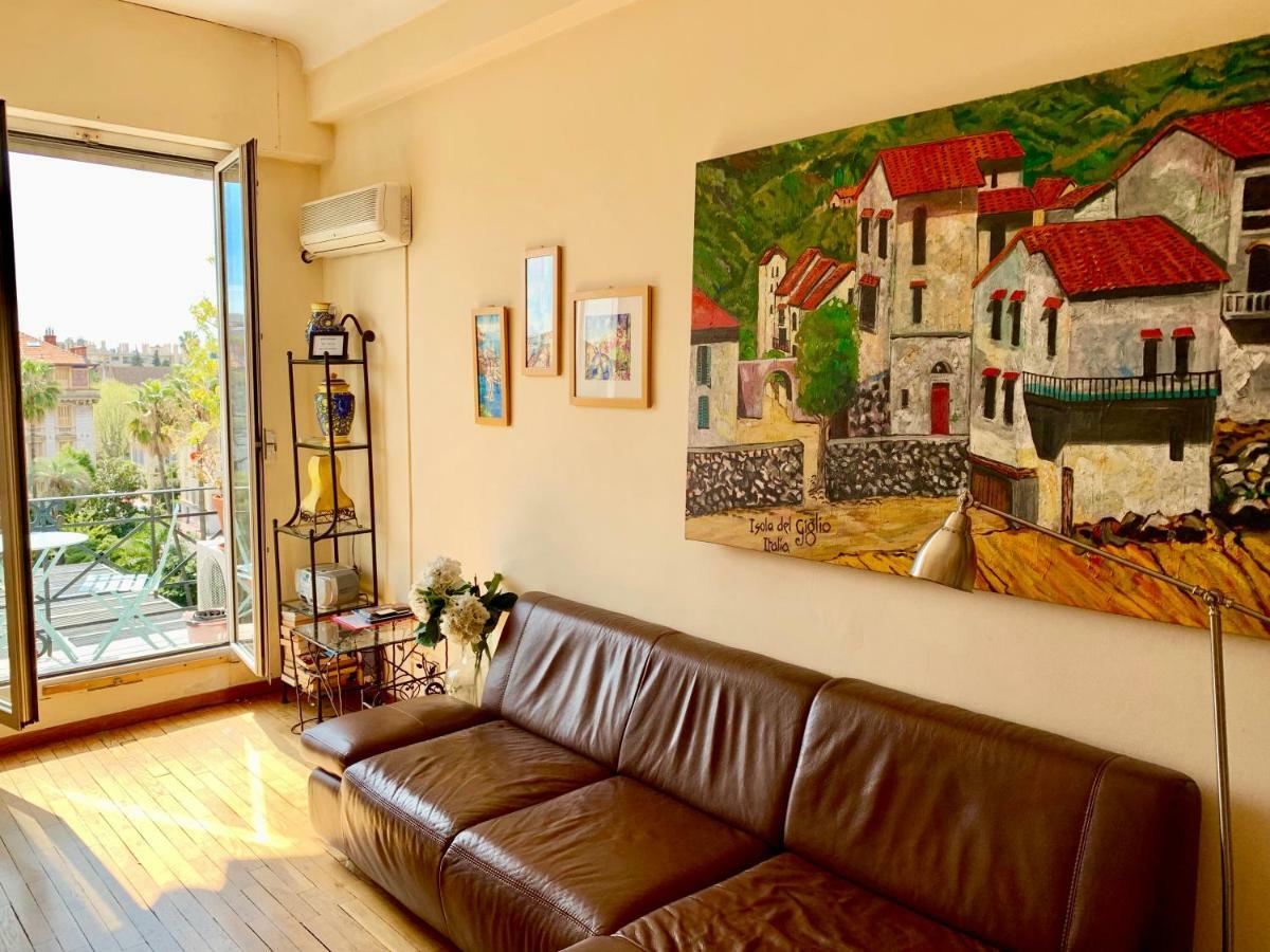 Apartment Boulevard Victor Hugo *