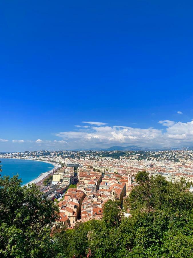 Boulevard Victor Hugo *