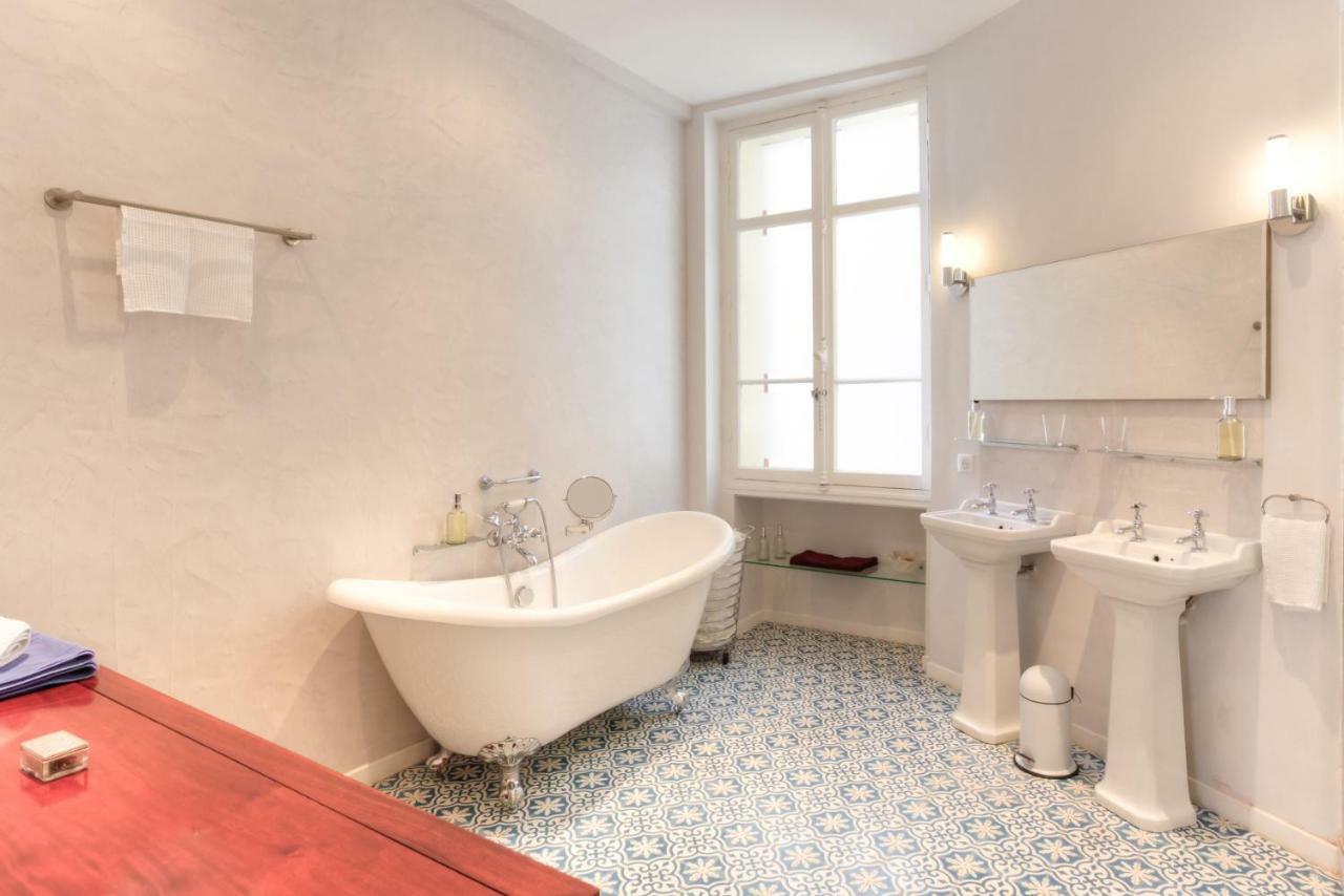 #11 Clemenceau Design Hyper Centre 10min & Apartment *