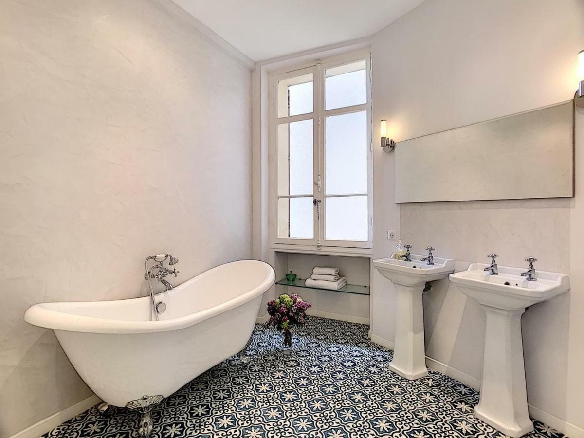 #11 Clemenceau Design Hyper Centre 10min & Apartment *