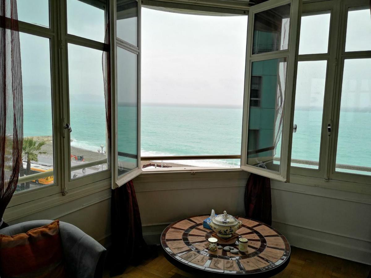 Le Mirage, Sea Front View, 3 Bedrooms, 100m Apartment *