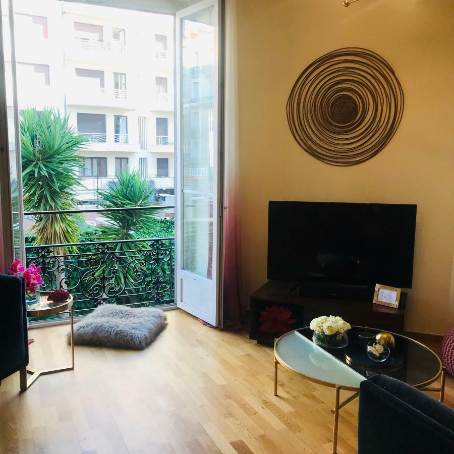 Apartment Roses & Ivy, Rue Du Congres